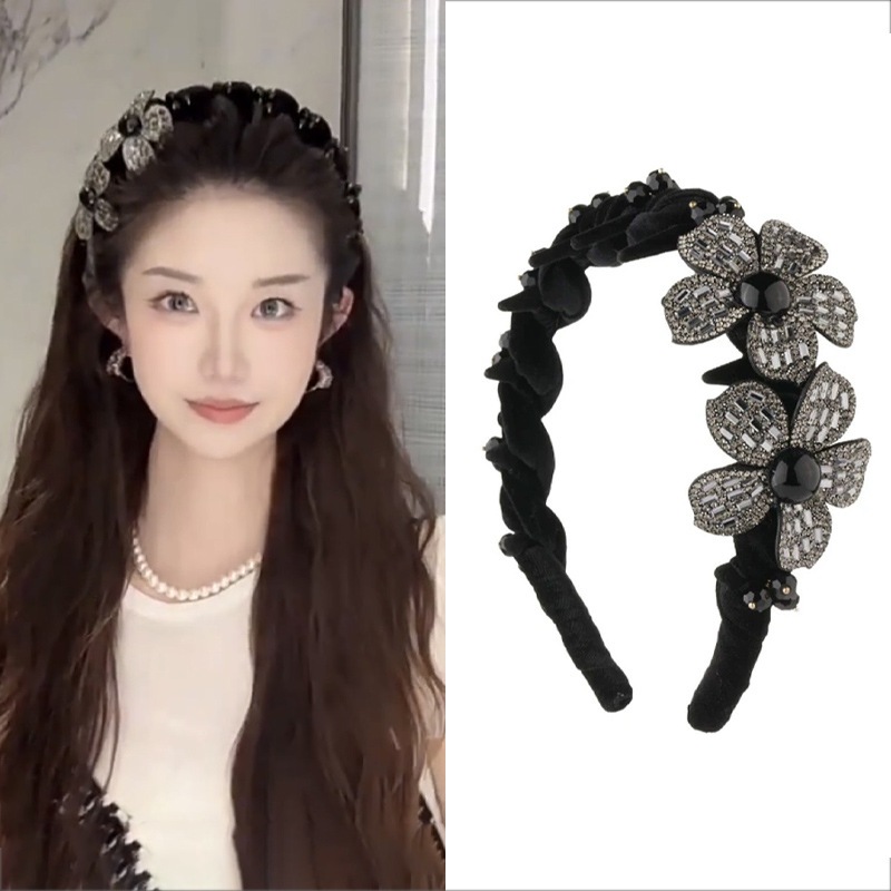 Băng đô cao cấp sang trọng với răng chống trơn trượt, tiện dụng cho việc rửa mặt