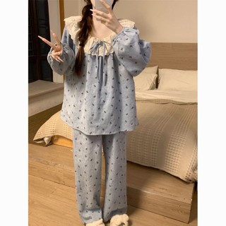 Bộ đồ ngủ nữ cổ búp bê với ren duyên dáng, thiết kế dài tay