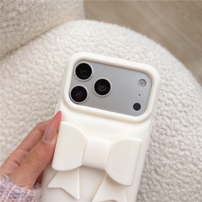 Ốp điện thoại chất liệu gel silicon hình nơ ba chiều cho iPhone 17 Pro Max (2)