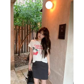 Áo thun nữ cổ tròn 100% cotton, họa tiết hoạt hình, dễ dàng đeo vai