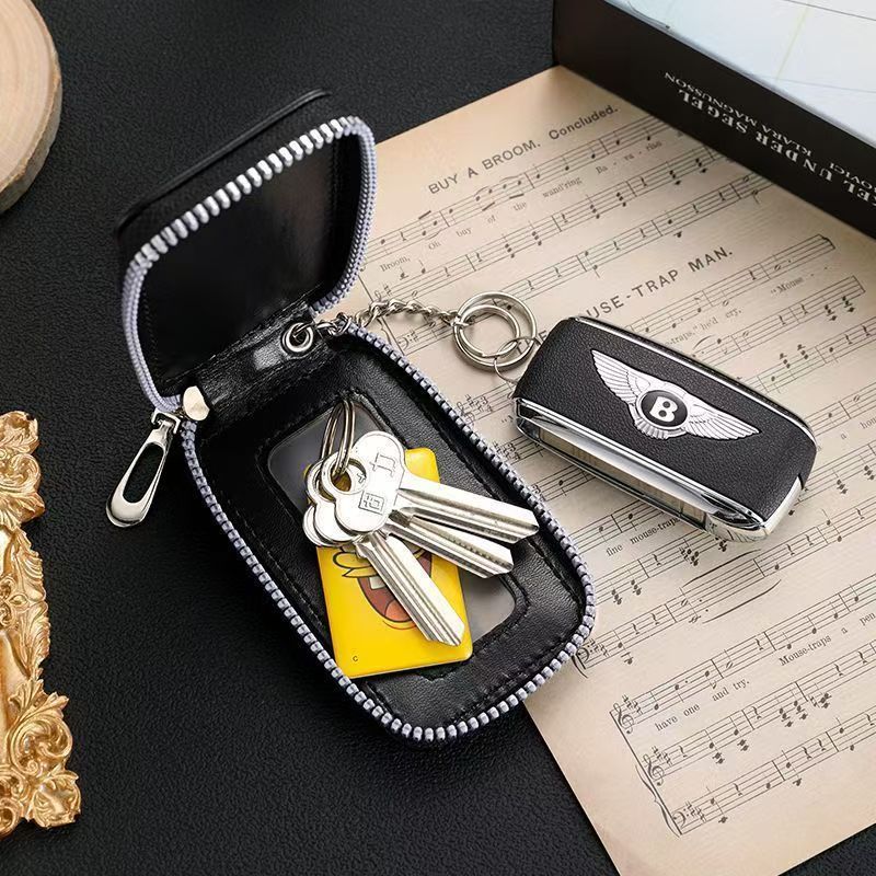 Hộp đựng chìa khóa ô tô phổ thông giải thích thời trang sang trọng nhẹ nhàng và thể hiện sự quyến rũ của hộp đựng chìa khóa cao cấp.