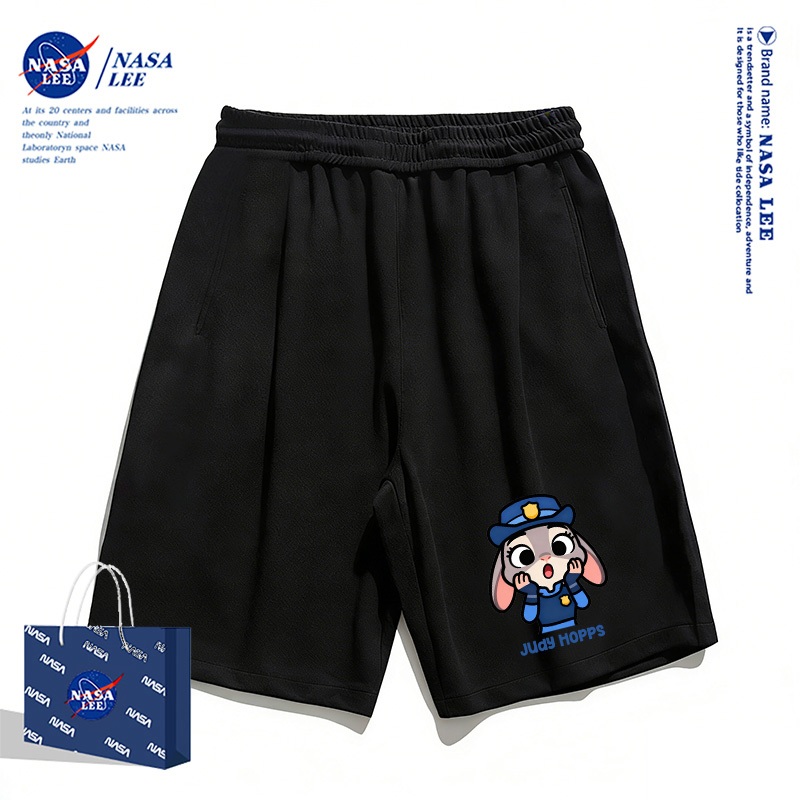 Quần short trẻ em NASA màu trắng, họa tiết Judy, phong cách thoải mái, mùa hè 2026, dễ phối đồ cho bé trai và bé gái.
