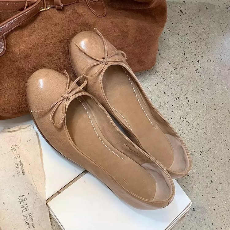 Giày Nữ Flat Mary Jane 2026 Giày Ba Lê Chống Trơn Trượt Màu Đỏ Giày Đơn Nữ