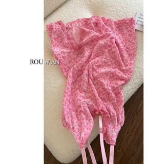 Váy ngủ yếm cổ chữ V mới với họa tiết da báo dành cho nữ