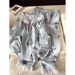 Đồ ngủ bộ hai mảnh nữ với họa tiết Mickey và Vịt Donald, thiết kế ren dài tay quần dài ngọt ngào