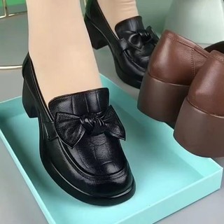 Chính Hãng Da Nữ Da Thật Chính Hãng 2025 Xuân Thu Phong Cách Mới Vừa Dày Một Mảnh Gót Chân Tròn Nơ Cổ Mẹ Loafers Giày Nữ Hợp Thời Trang