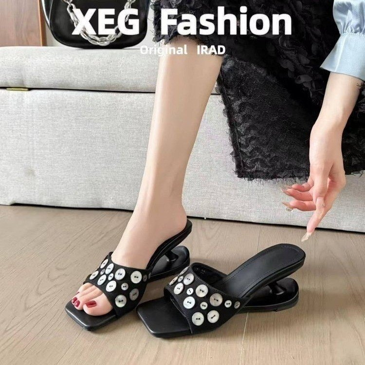 Nữ Cao Gót Dép 2026 Dày Gót 7CM Đen Chống Trơn Trượt Đi Chơi Dép Dép Giày Cao Gót