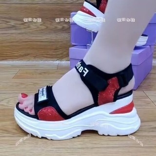 [Shop Hot Sale] Thương hiệu bị hỏng Kích thước đế dày tăng chiều cao bên trong 5CM Giày Birkenstock hình nón thông nữ 2025 Xuân Hè Retro Một chân mặc bên ngoài Baotou