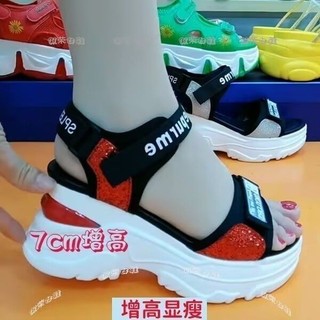 [Shop Hot Sale] Thương hiệu bị hỏng Kích thước đế dày tăng chiều cao bên trong 5CM Giày Birkenstock hình nón thông nữ 2025 Xuân Hè Retro Một chân mặc bên ngoài Baotou