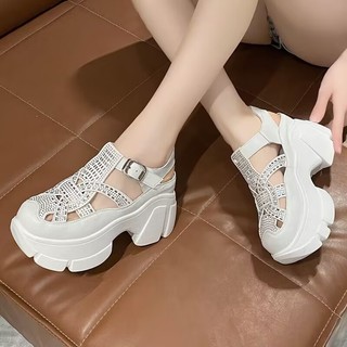 2025 Nhẹ Nâng Cao Retro Mặc Bên Ngoài Dép Đế Dày Mùa Hè Chống Thấm Nước Phong Cách Mới Rỗng Bố Giày Chiều Cao Vận Chuyển Trong Vòng 48 Giờ Đảm Bảo Chất Lượng
