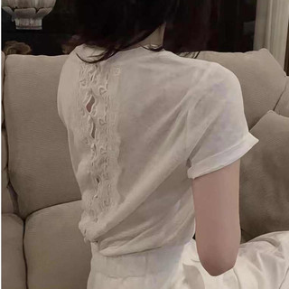 Áo thun ngắn tay nữ phong cách Hàn Quốc tinh khiết, thiết kế slim-fit với viền vai lưng ren khâu, phù hợp xuân hè