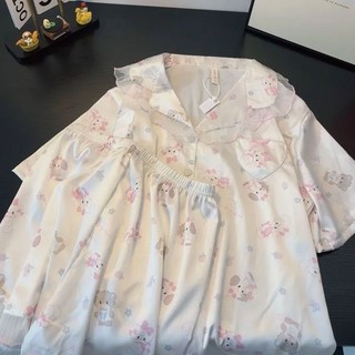 Bộ đồ ngủ nữ từ lụa với họa tiết đáng yêu, thoải mái khi mặc ở nhà