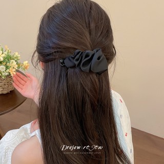 DREJEW - Kẹp tóc xếp ly từ vải acrylic satin, thiết kế đơn giản và thanh lịch