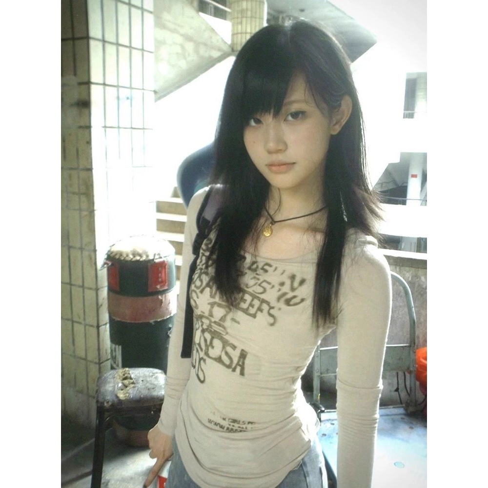 Áo thun dài tay in chữ Y2K style retro Harajuku, phù hợp dạo phố