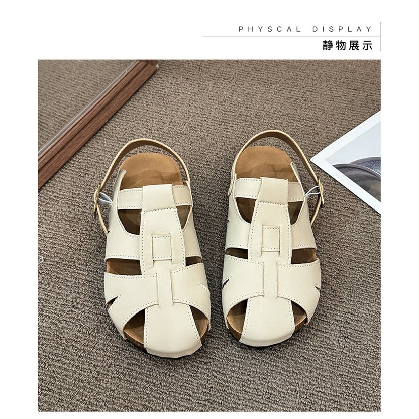 Giày Sandal Nữ Đế Bằng 2026 Trắng Chống Trơn Trượt Đi Chơi Dép Dép