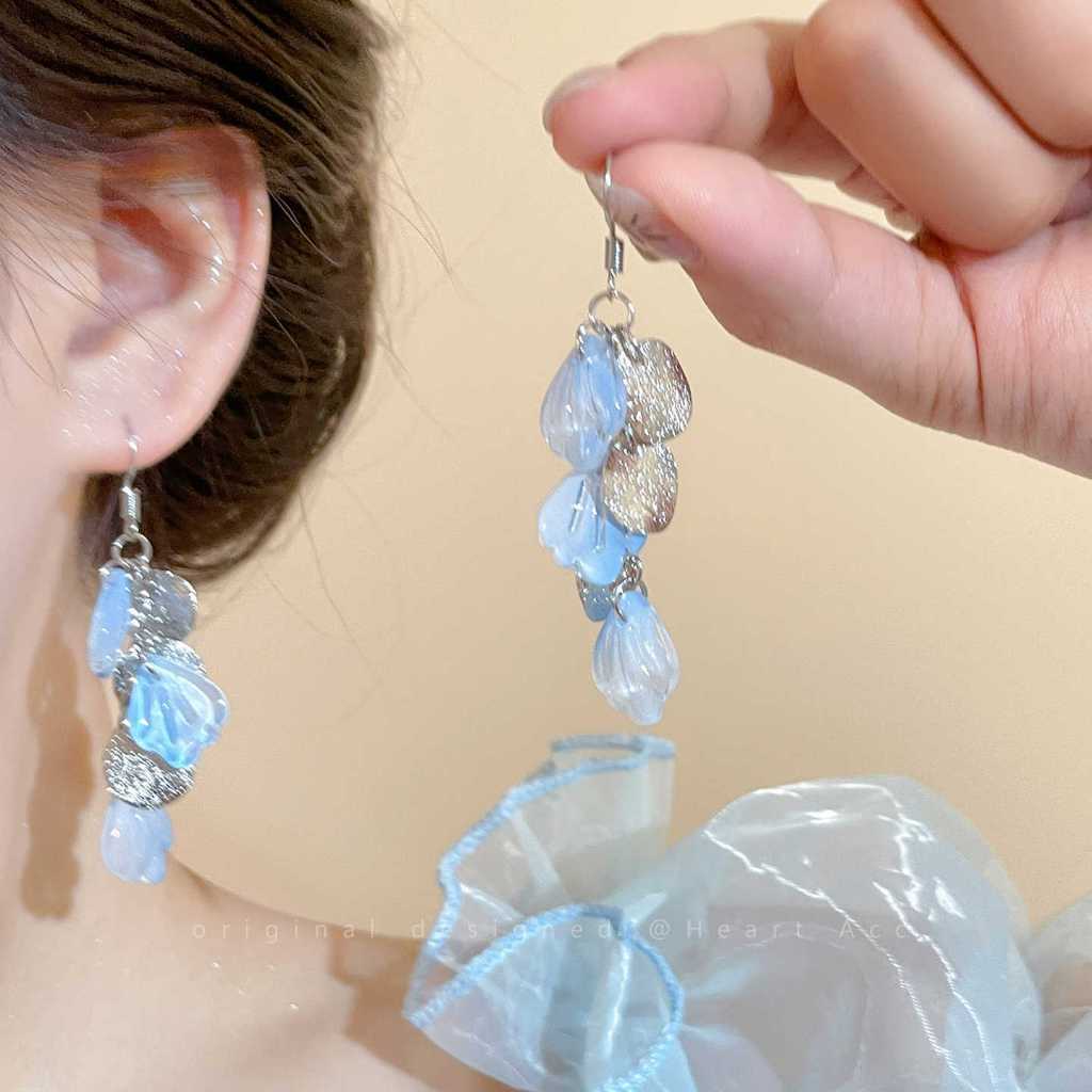 Bông Tai Vỏ Cánh Hoa Màu Xanh Gradient, Phù Hợp Ngày Lễ
