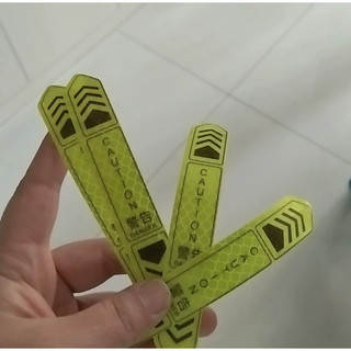 4 Cửa Xe Ô Tô Phản Quang Miếng Dán An Toàn Mở Cảnh Báo Phản Quang Băng Decal Phụ Kiện Xe Hơi Bên Ngoài Nội Thất Phản Quang Miếng Dán