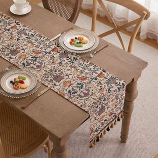 Máy chạy bàn Magpie dệt cổ điển có tua rua - Khăn trải bàn dài, Trang trí nội thất cao cấp