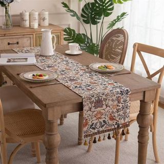 Máy chạy bàn Magpie dệt cổ điển có tua rua - Khăn trải bàn dài, Trang trí nội thất cao cấp