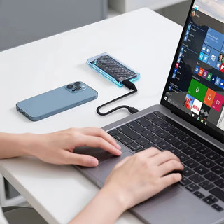 10Gbps M.2 NVME NGFF SATA Giao thức kép SSD Ốp lưng RGB Light PCIe SSD Vỏ USB3.2 Gan2 Type-C Hộp đĩa cứng trong suốt