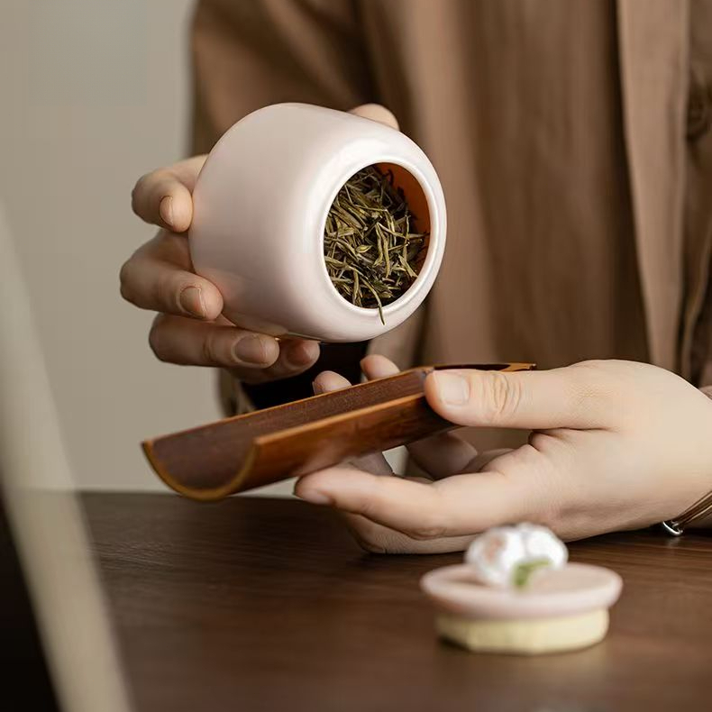 3D Cầm Tay Hoa Trà Lon Hộ Gia Đình Kín Lon Gốm Bảo Quản Lon Chống Ẩm Lon Trà Nhỏ