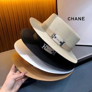Mũ trang trọng dành cho nữ làm từ rơm, chống nắng hiệu quả, phù hợp cho mùa hè và hoạt động ngoài trời.