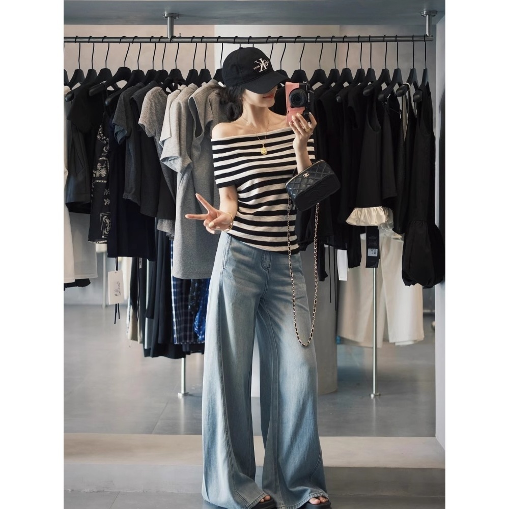 Áo thun cổ tròn sọc thời trang mùa hè mới, thiết kế ômbody giúp vai thon gọn