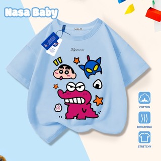 Dịch sang tiếng Việt: Áo phông NASA in hình Shin Cậu Bé Bút Chì, áo cộc tay unisex trẻ em mùa hè, chất cotton thoáng khí.​ Giải thích