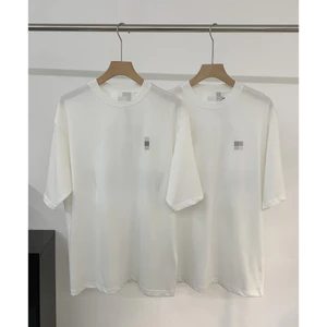 Áo thun ngắn tay in Logo hình trái tim cổ điển Unisex dáng rộng vừa vặn