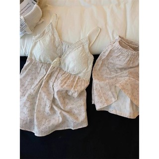 Hoa có đệm ngực treo đồ ngủ nữ Bộ viền ren cổ chữ V