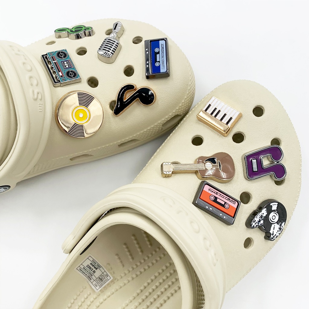 11 Chiếc DIY Tắc Sandal Giày Quyến Rũ Vàng Ngộ nghĩnh Bạc Âm Nhạc Đàn Guitar 3D Nút Lỗ Giày Trang Trí Phụ Kiện Bộ Quà Tặng