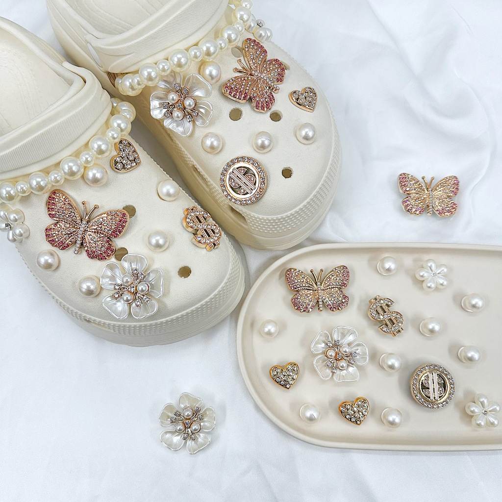 21 Chiếc Sandal Nữ Clog DIY Giày Quyến Rũ Bling Sang Trọng 3D Vàng Bướm Ngọc Trai Chian Nút Lỗ Giày Trang Trí Bộ Phụ Kiện