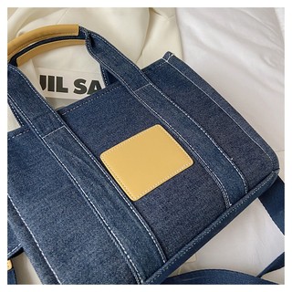 Hàng sẵn có 35 * 11 * 27CM Phong Cách Mới Denim Tương Phản Màu Khâu Túi Tote Di Động Niche Retro Thêu Chữ Túi Đeo Tay Cảm Giác Cao Cấp Ngày Của Mẹ Quà Tặng Ngày Lễ Tình Nhân