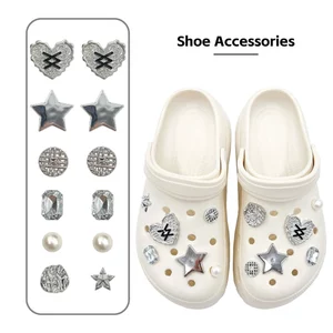 12 Chiếc Nữ Tắc Sandal DIY Giày Quyến Rũ Bộ Bạc 3D Trái Tim Ngôi Sao Nút Lỗ Giày Trang Trí Phụ Kiện