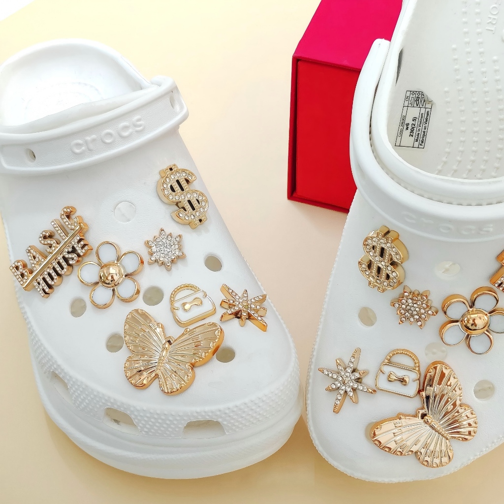 Phụ Nữ Bé Gái Tắc Sandal Giày DIY Quyến Rũ Phong Cách Thời Trang Bướm Vàng Mặt Dây Chuyền Nút Lỗ Giày Trang Trí Bộ Phụ Kiện Quà Tặng