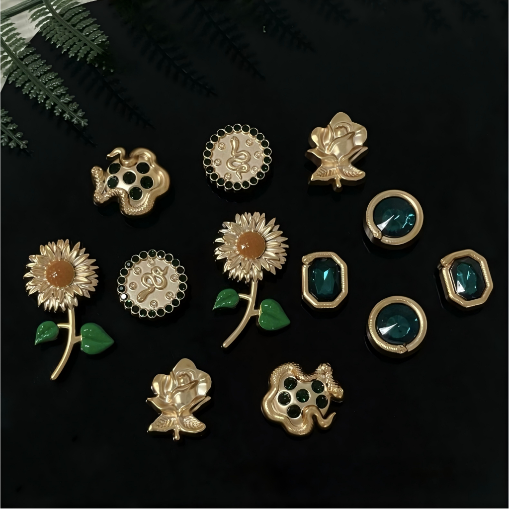 Phụ Nữ Bé Gái Tắc Sandal Giày DIY Quyến Rũ Phong Cách Vintage Xanh Hoa Hướng Dương Mặt Dây Chuyền Nút Lỗ Giày Trang Trí Bộ Phụ Kiện Quà Tặng