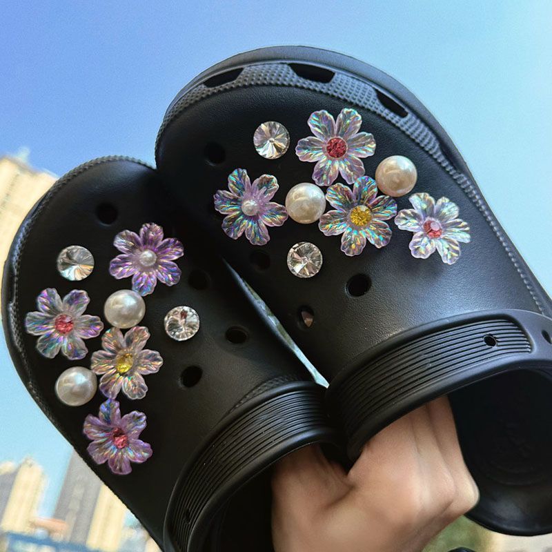 Phụ Nữ Bé Gái Tắc Sandal Giày DIY Quyến Rũ Phong Cách Cổ Tích Nhiều Màu Sắc Hoa Mặt Dây Chuyền Nút Lỗ Giày Trang Trí Bộ Phụ Kiện Quà Tặng