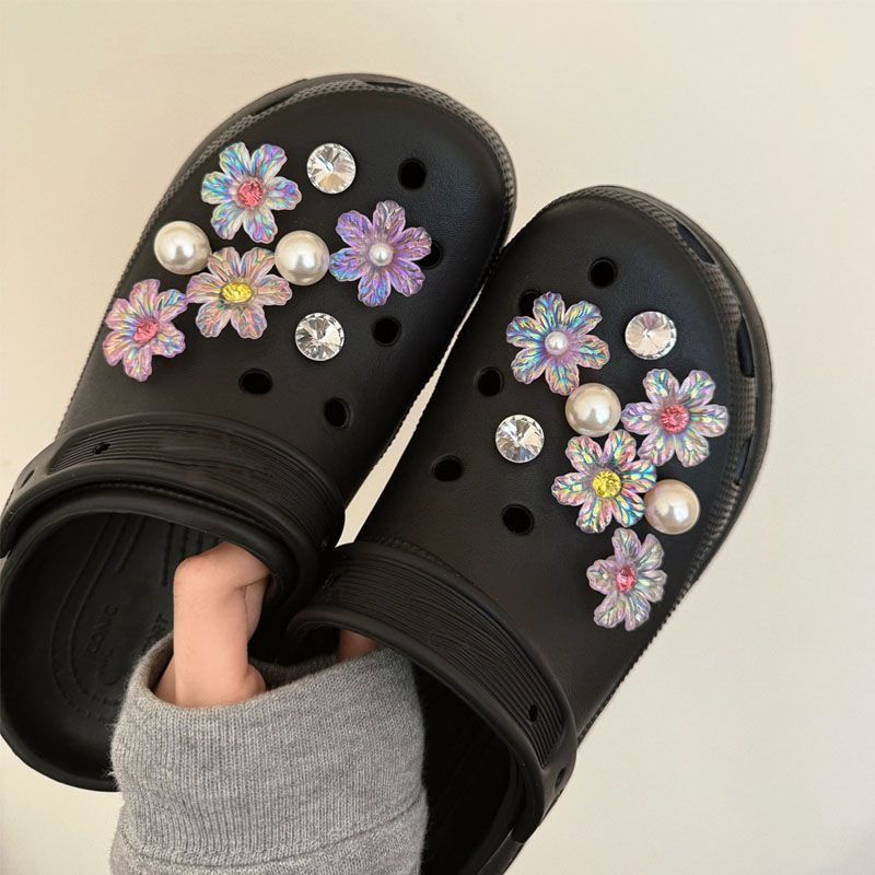 Phụ Nữ Bé Gái Tắc Sandal Giày DIY Quyến Rũ Phong Cách Cổ Tích Nhiều Màu Sắc Hoa Mặt Dây Chuyền Nút Lỗ Giày Trang Trí Bộ Phụ Kiện Quà Tặng