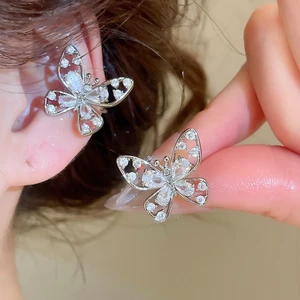 Bướm kẹp bông tai cz zircon mạ bạc, phong cách Hàn Quốc
