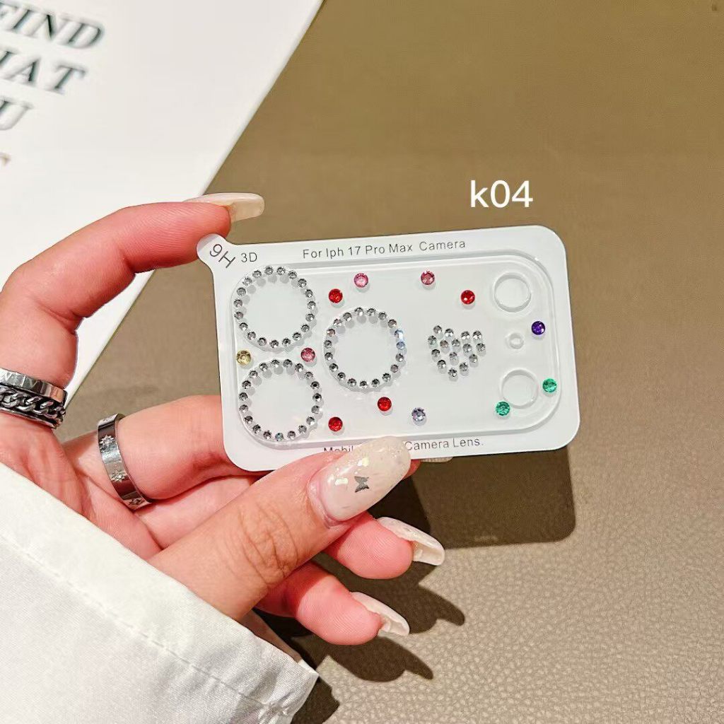 Kính bảo vệ camera iPhone17ProMax đá lấp lánh kim cương trang trí hình trái tim ngôi sao phong cách luxury dán dễ không che ảnh