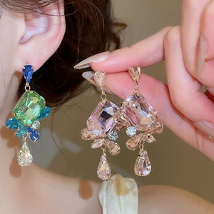 Nhiều Màu Sắc Kim Cương Giả Thả Tuyên Bố Bông Tai Retro Luxe Đảng Trang Sức Cưới Cho Nữ