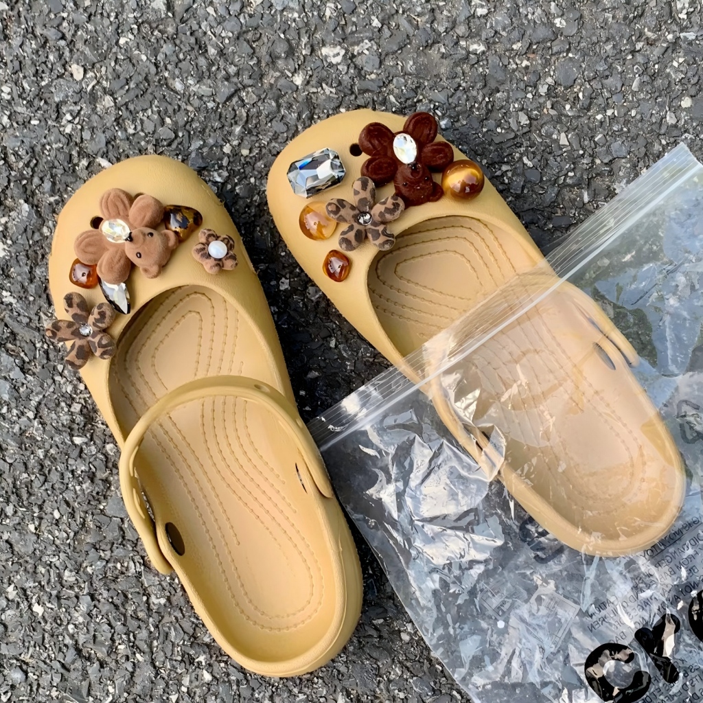 Phụ Nữ Bé Gái Tắc Sandal Giày DIY Quyến Rũ Phong Cách Dễ Thương Da Báo In Hoa Mặt Dây Chuyền Nút Lỗ Giày Trang Trí Bộ Phụ Kiện Quà Tặng