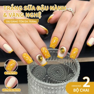 Miss Gooey mới của cô Gooey cho năm 2026 là màu vàng gừng sữa trắng và vàng tươi