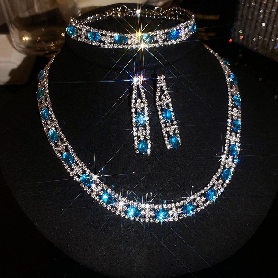 Bộ trang sức 3 mảnh Cubic Zirconia lát đầy đủ tông màu bạc, Vòng cổ Choker, Bông tai thả & Vòng tay Tennis, Bộ tuyên bố sang trọng dành cho nữ