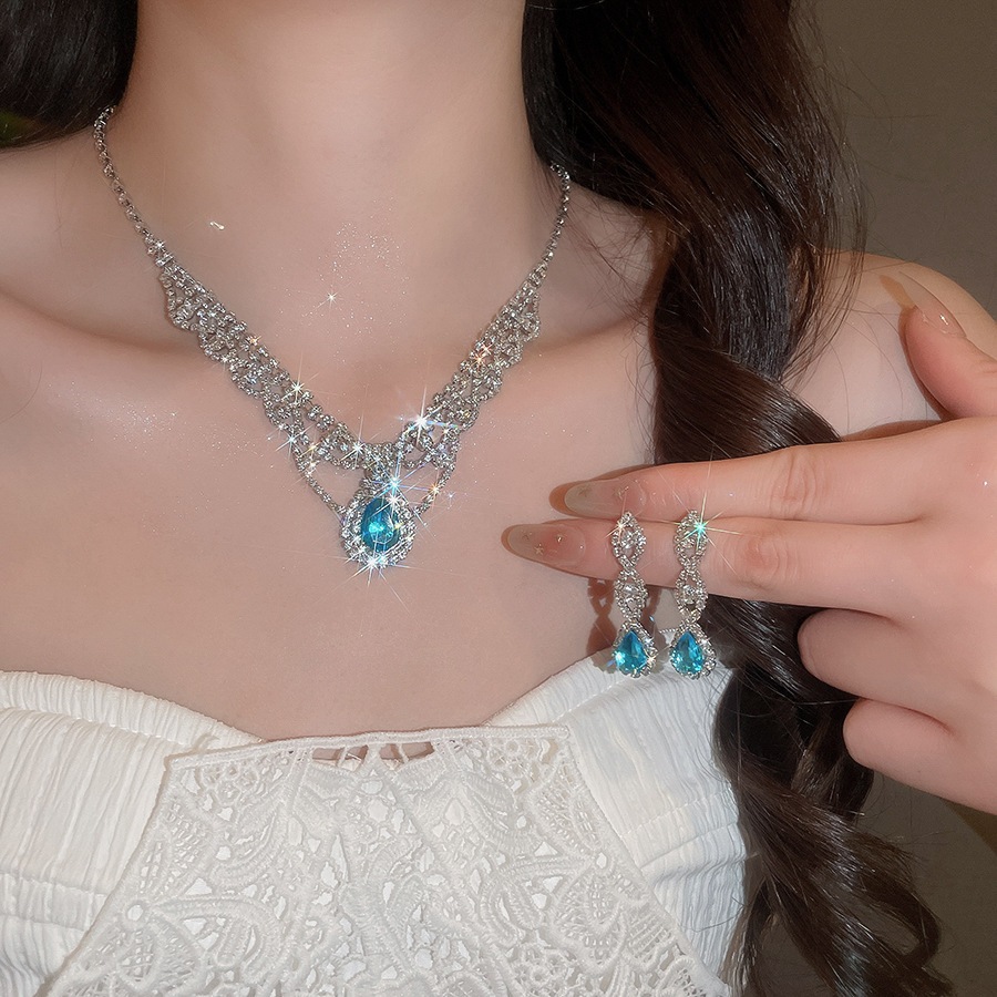 Bộ đồ trang sức 2 mảnh hình giọt nước màu xanh lam màu bạc, Vòng cổ Choker hình chữ V lấy cảm hứng từ ren & Bông tai thả phù hợp cho nữ