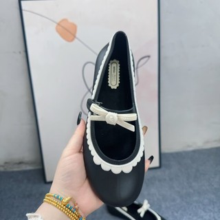 Giày múa ba lê nơ phong cách mới của Brazil Melissa