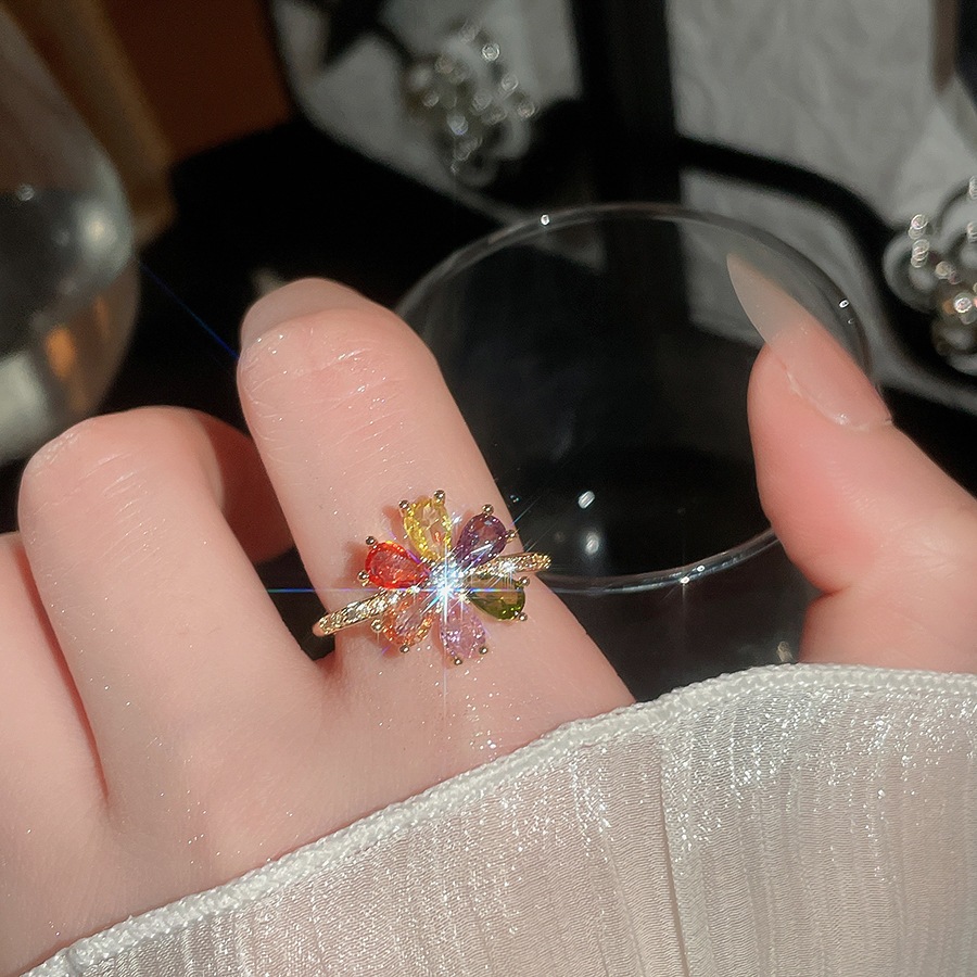 Vòng tay Cubic Zirconia hoa đầy màu sắc tông màu vàng, Dây chuyền có thể điều chỉnh với hoa CZ nhiều màu dành cho nữ