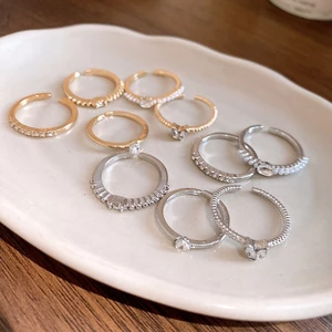 Bộ nhẫn 5 mảnh có thể xếp chồng lên nhau tinh tế màu vàng / bạc, dây đeo mở có thể điều chỉnh với kim cương giả & ngọc trai dành cho nữ