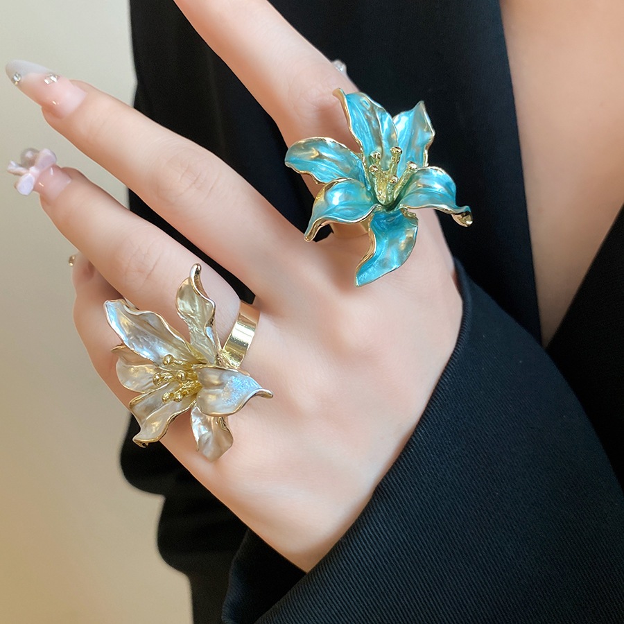Nhẫn tuyên bố hoa huệ có thể điều chỉnh tông màu vàng, Nhẫn hoa chuyển màu nhiều màu dành cho nữ