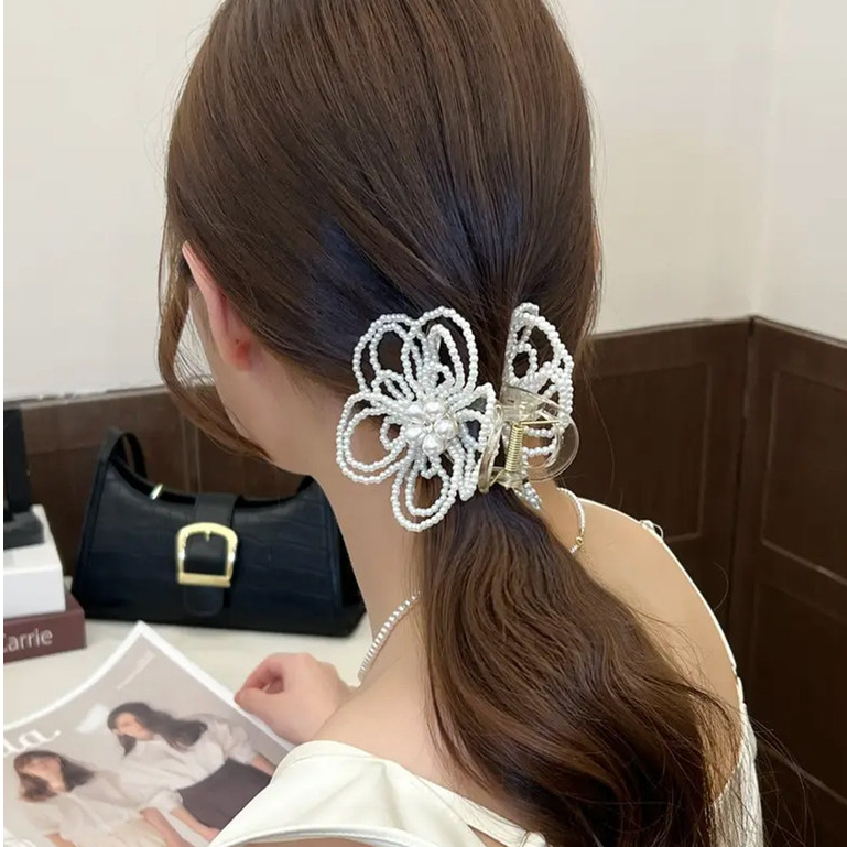Khuyên tóc giả ngọc trai kẹp hoa nữ cá tính